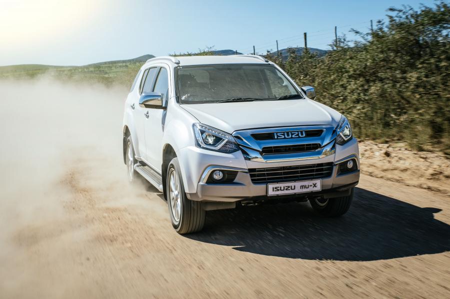  Isuzu MU-X 2018 года  (ZA) (фото 21 из 40)